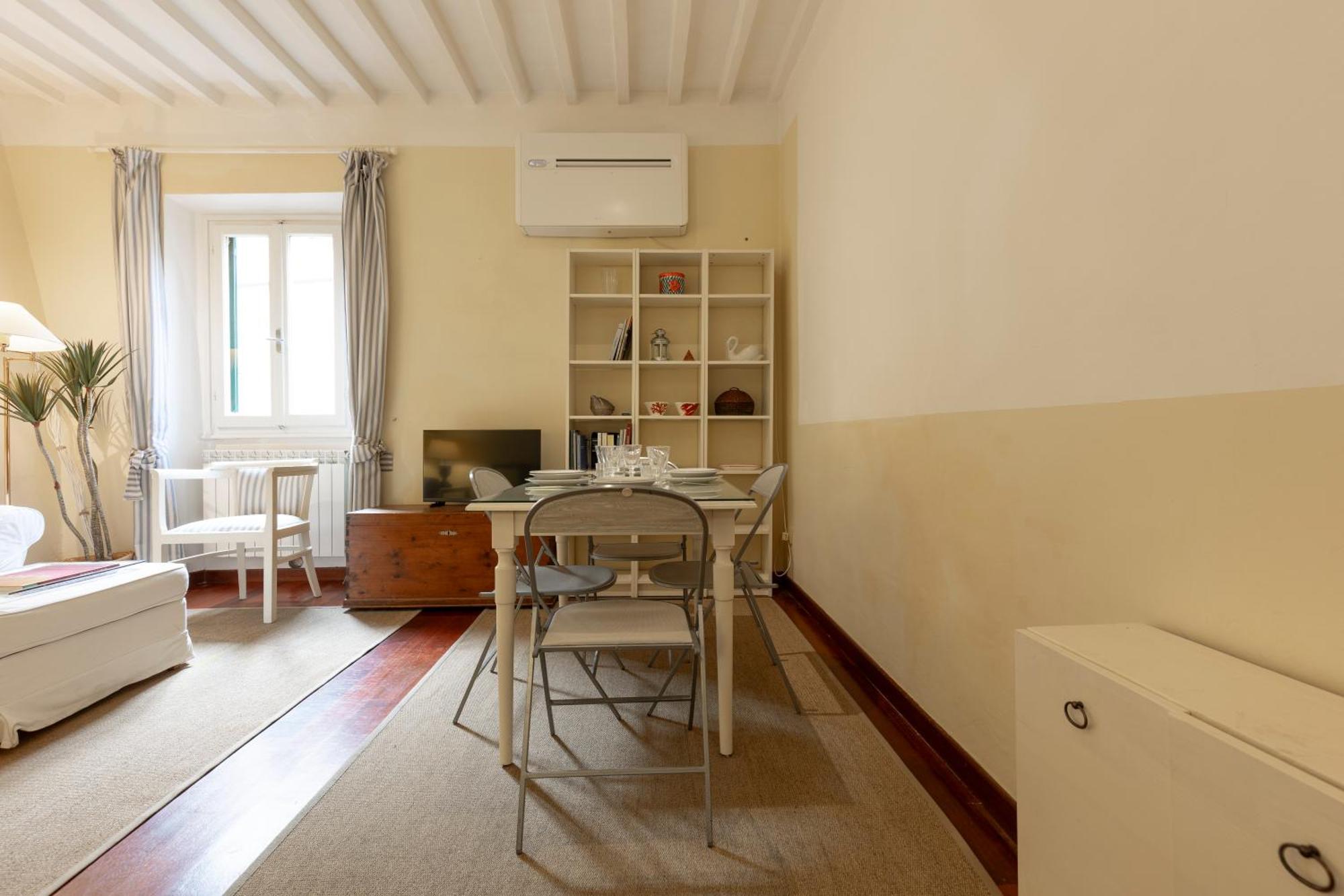 Sweet San Frediano Apartment Floransa Dış mekan fotoğraf