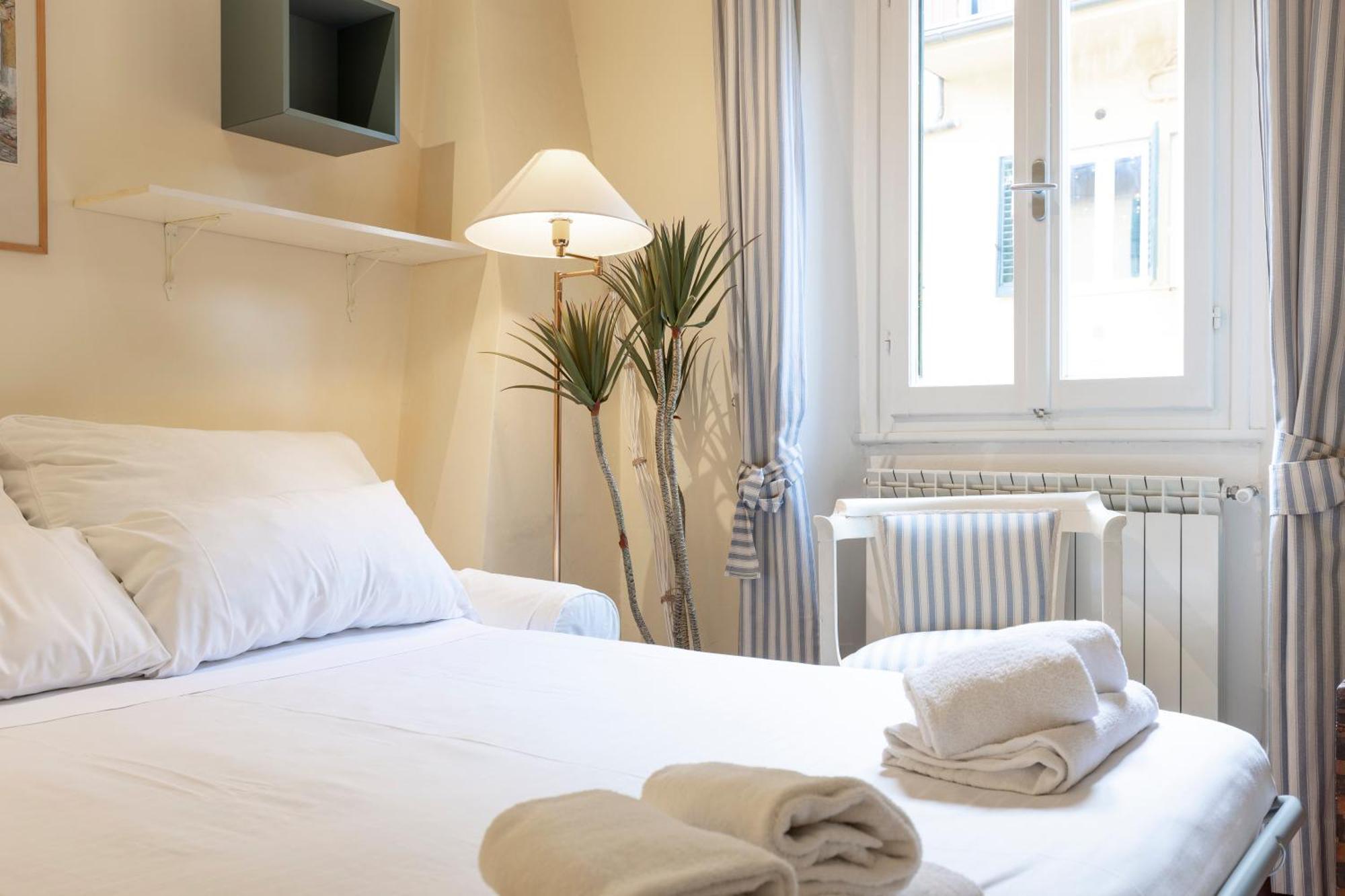Sweet San Frediano Apartment Floransa Dış mekan fotoğraf